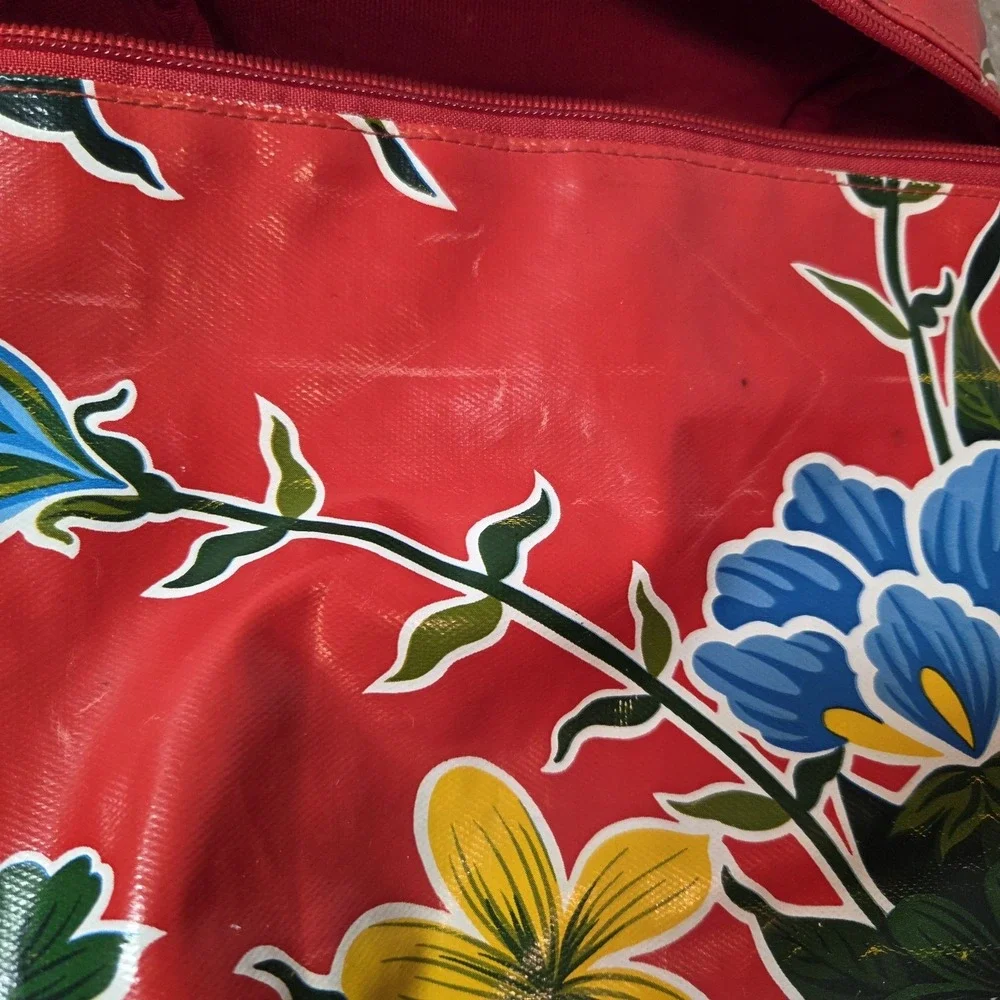 Esprit oilcloth red